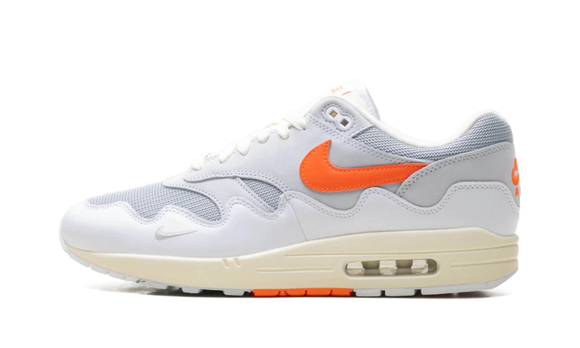 Nike Air Max 1 Patta Waves White Hyper Crimson Nike Air Max 1 Patta Waves White Hyper Crimson