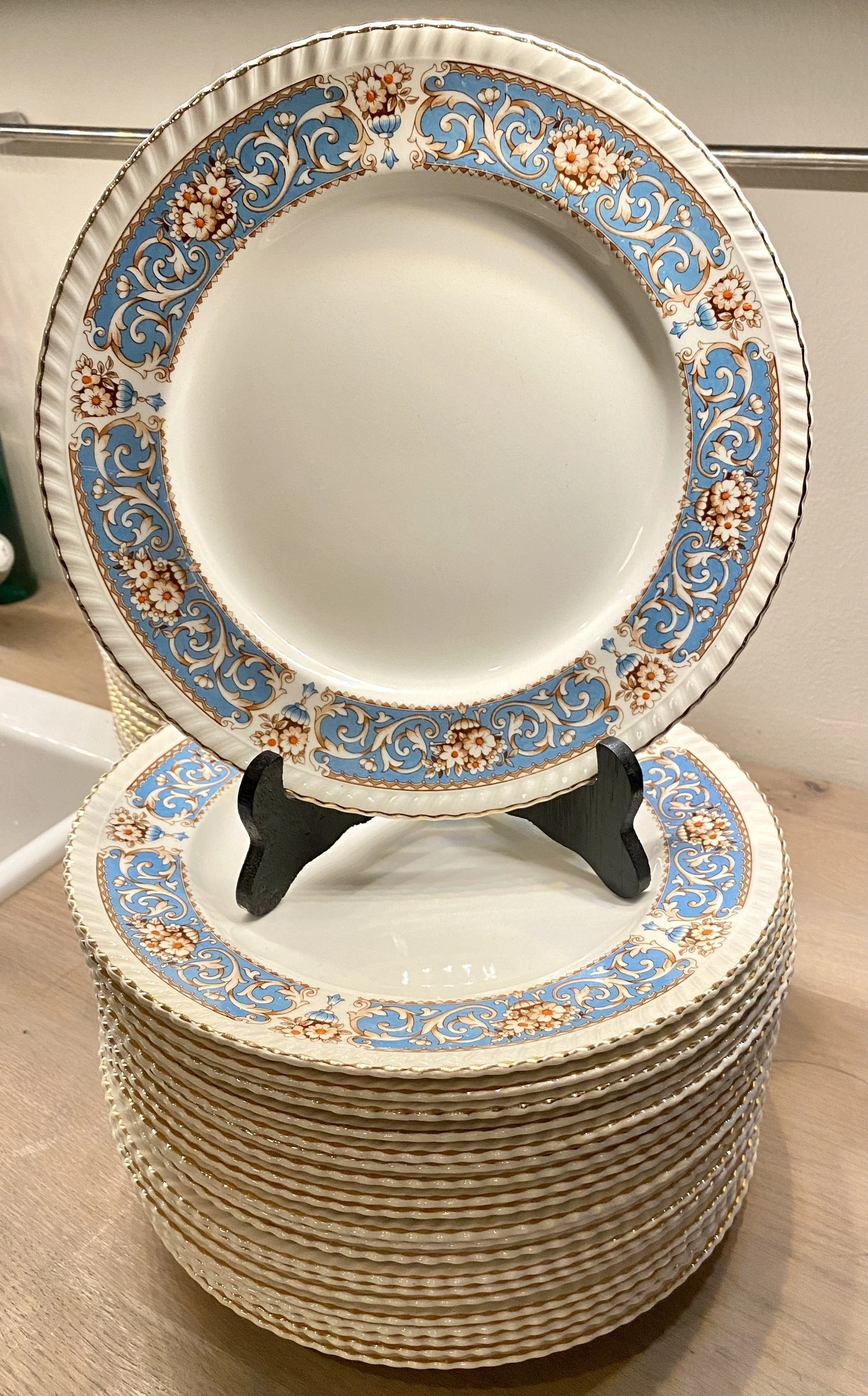 Dinerbord / dinner plate – Johnson Bros (Johnson Brothers) – décor HAMPTON Dinerbord / dinner plate – Johnson Bros (Johnson Brothers) – décor HAMPTON