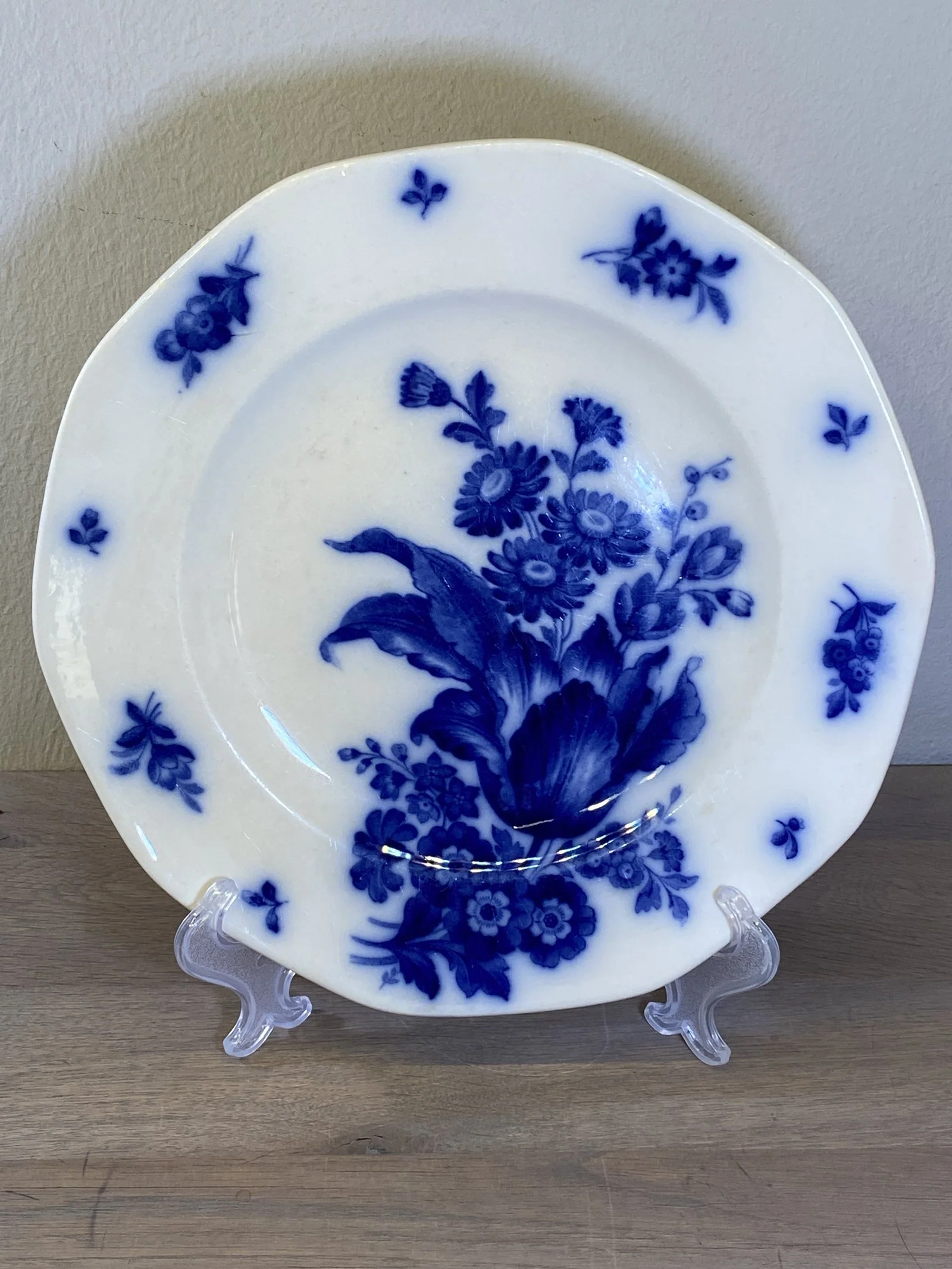Dinerbord – Villeroy & Boch M.Saar-Basin – décor HAARLEM in vloeiblauw hoekig model