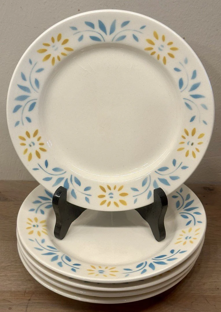 Ontbijtbord / Dessertbord – Torgau – décor met geel en azuurblauwe blauwe blaadjes in de rand