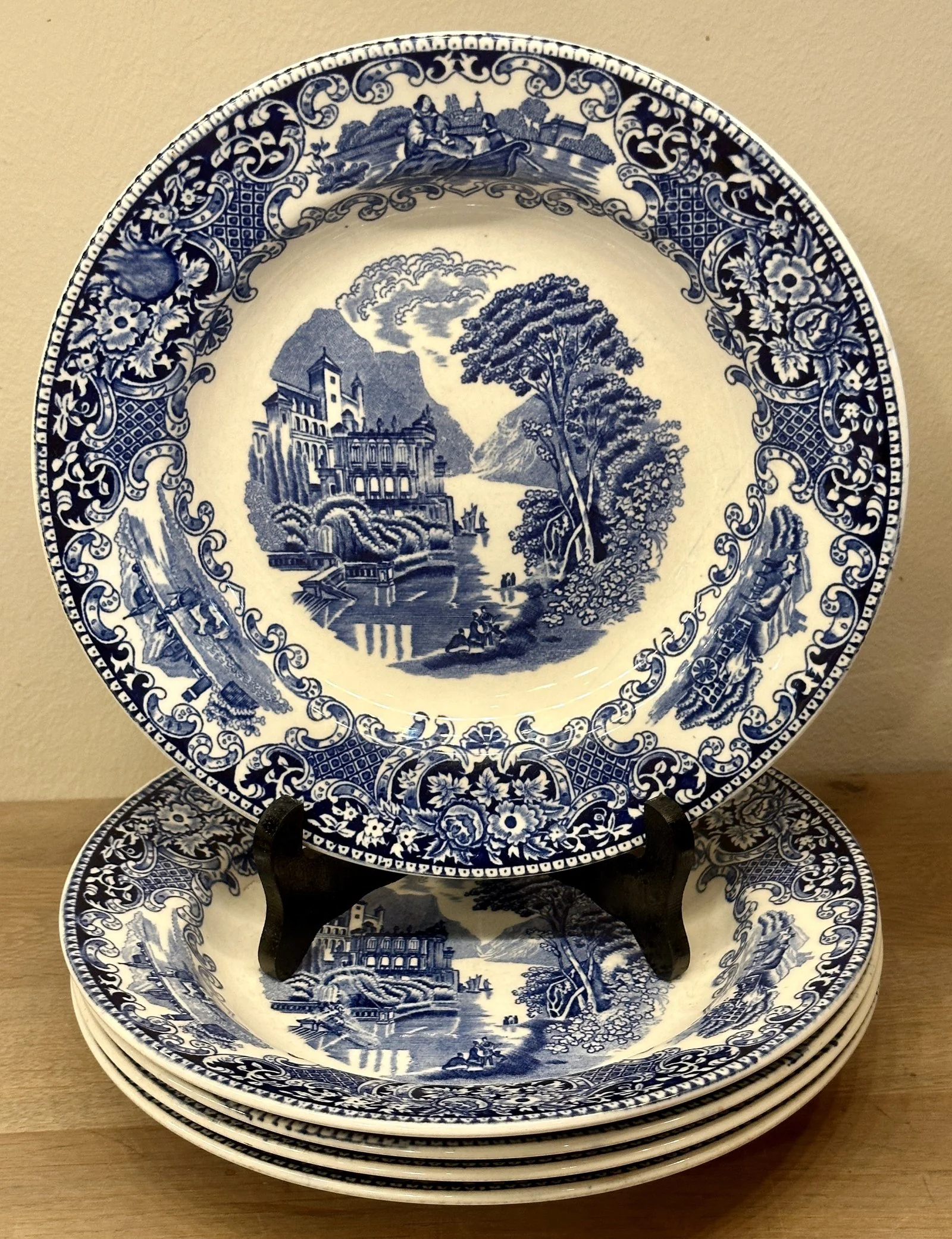 Diep bord / Pasta bord / Soepbord – Petrus Regout – décor CASTILLO BLAUW (vanaf 1959 OLD ENGLAND)