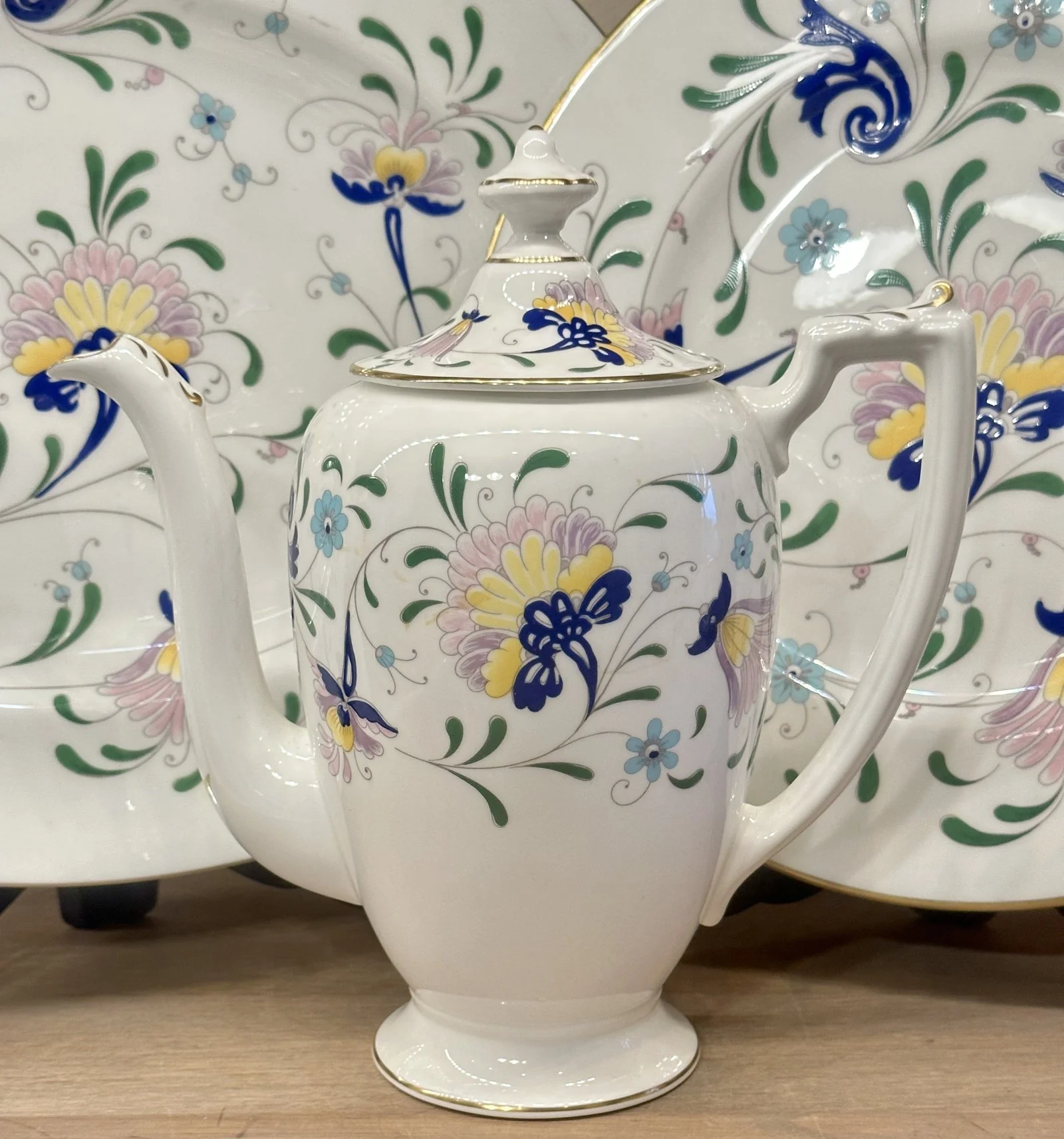 Theepot / Koffiepot – Bone China – Coalport – décor PAGEANT Theepot / Koffiepot – Bone China – Coalport – décor PAGEANT