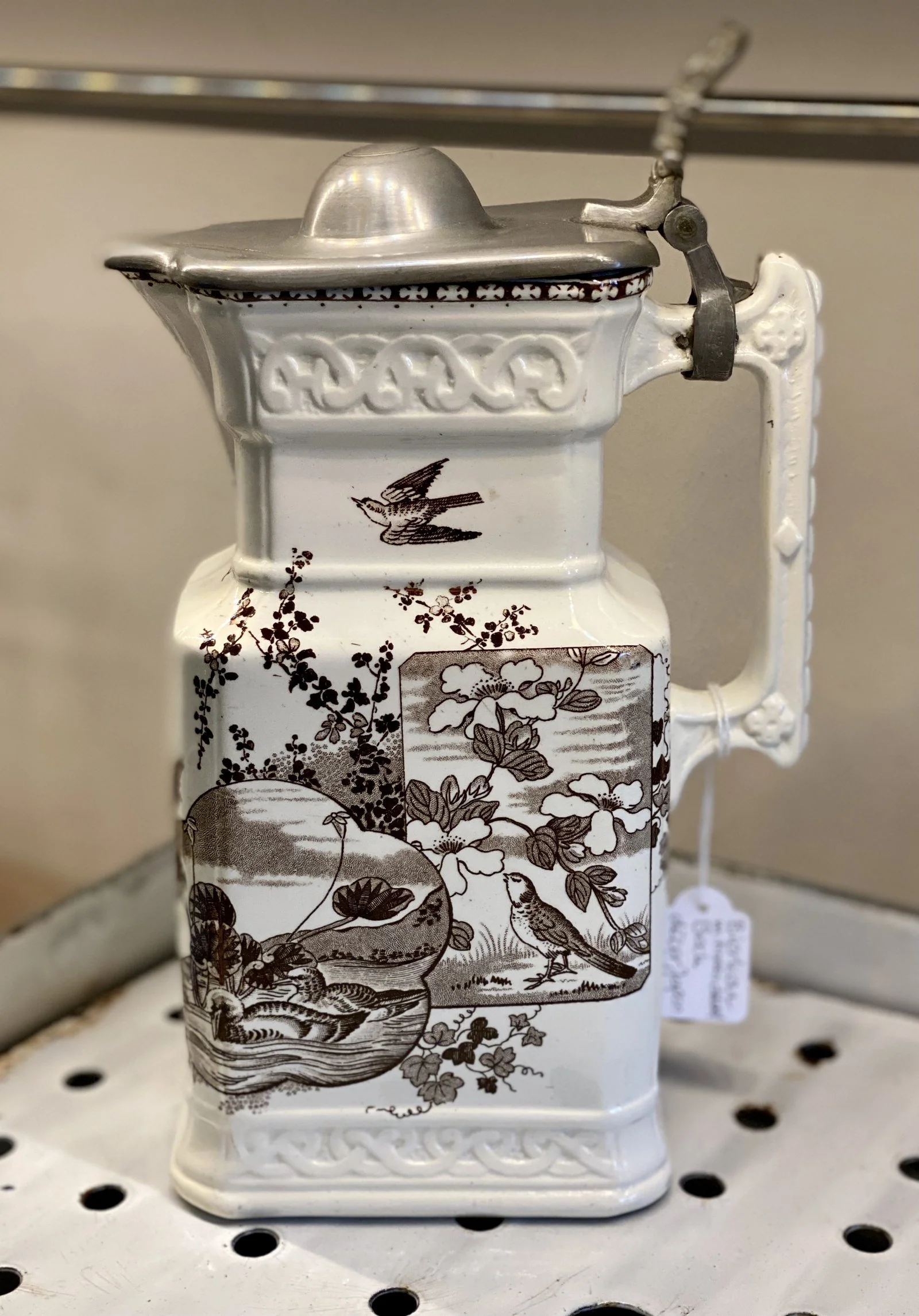 Bierkan / kan met tinnen deksel – B.F.K. (Boch Frères Kéramis) – décor JAPON Bierkan / kan met tinnen deksel – B.F.K. (Boch Frères Kéramis) – décor JAPON
