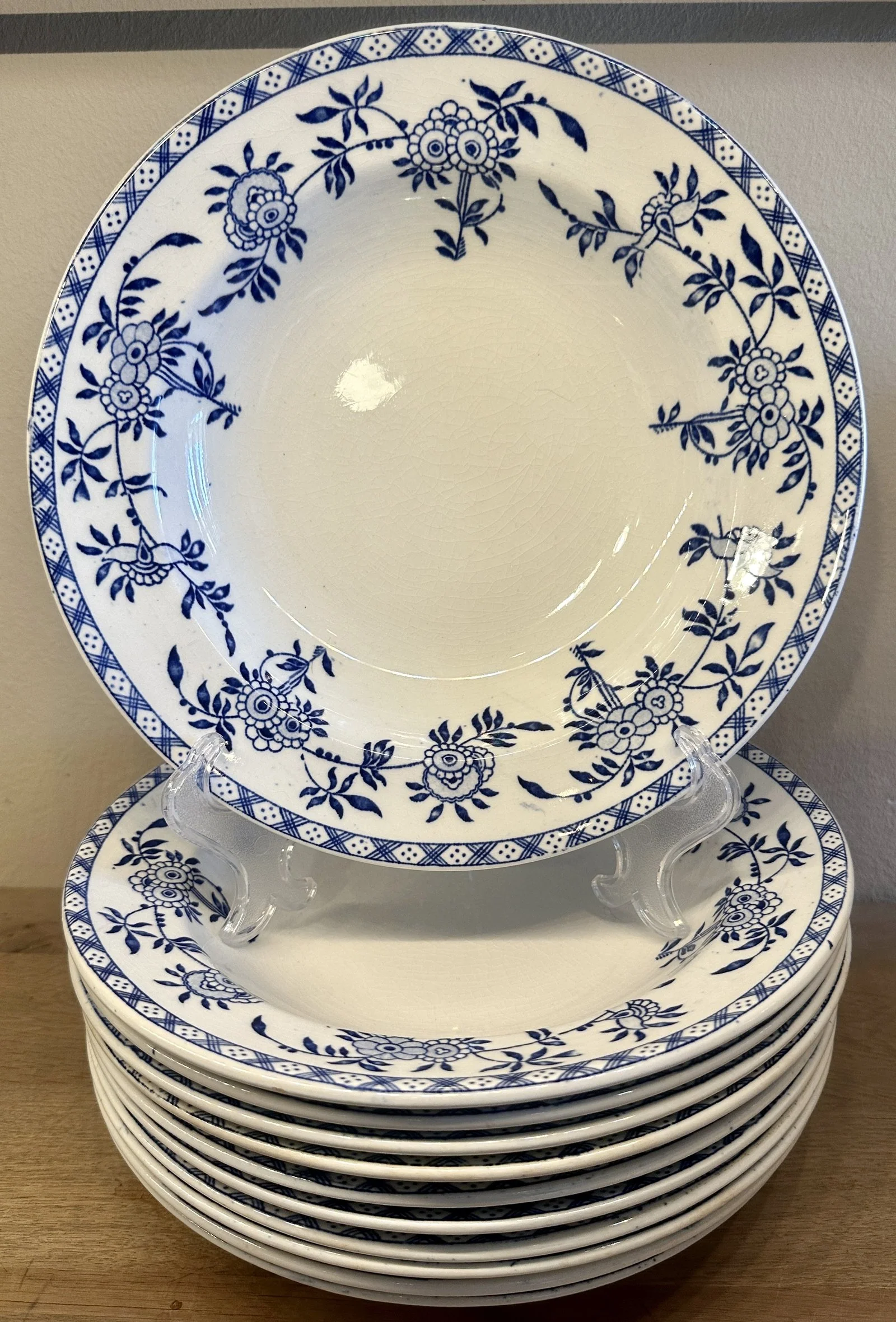 Diep bord / Soepbord / Pastabord – Petrus Regout – décor DRESDEN uitgevoerd in blauw