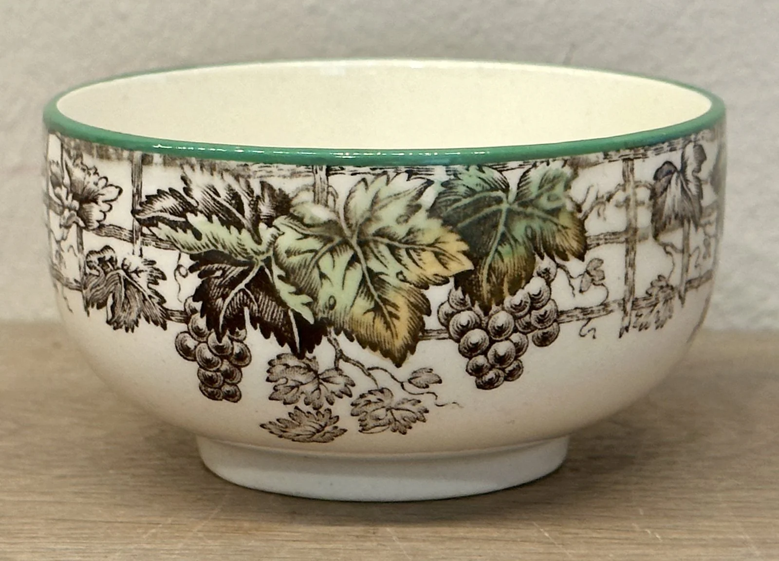 Suikerpot – model zonder deksel – Copeland Spode England – décor SPODE’S BYRON in meerkleurige uitvoering Suikerpot – model zonder deksel – Copeland Spode England – décor SPODE’S BYRON in meerkleurige uitvoering