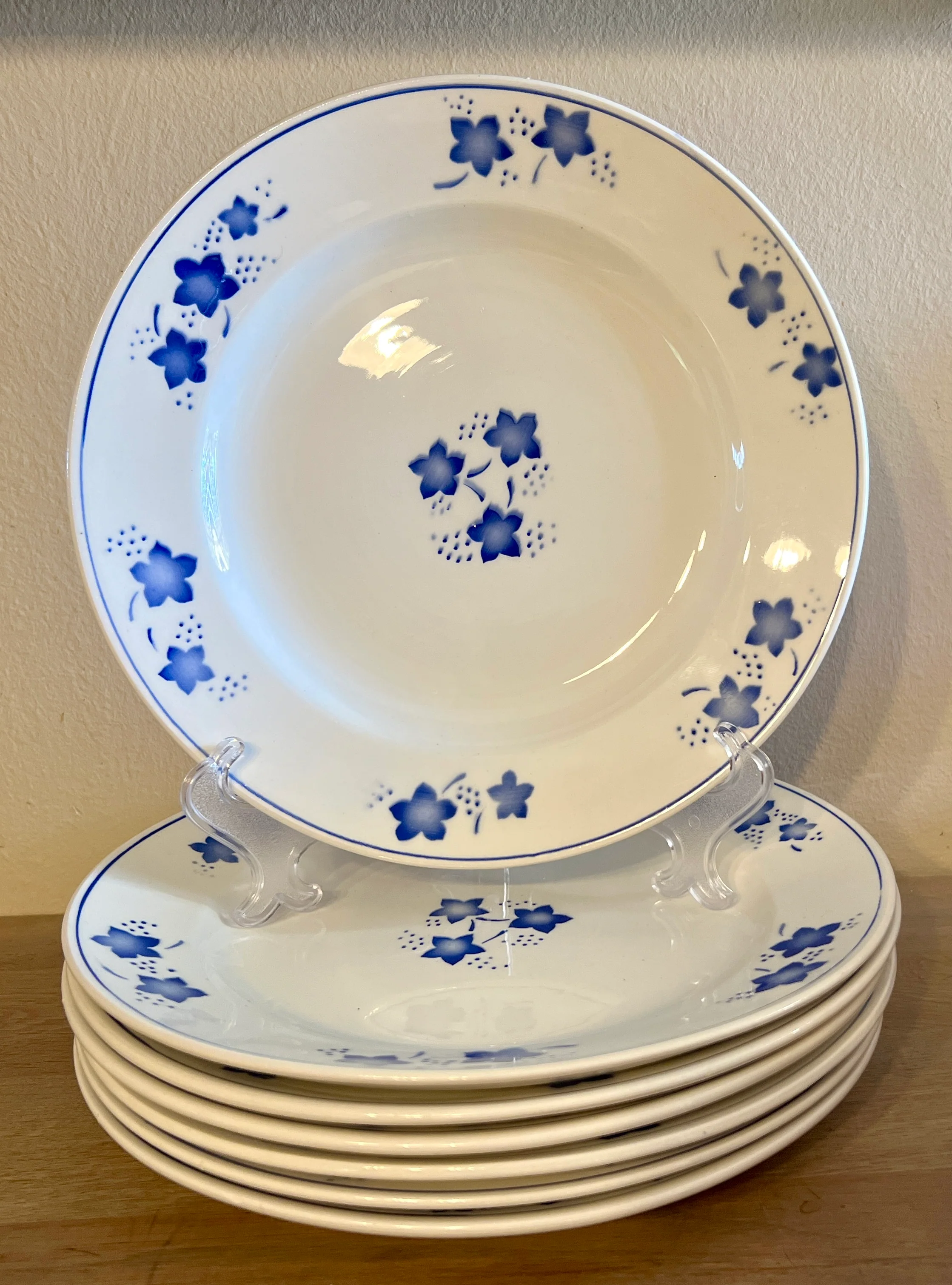 Dinerbord / Eetbord – Boch – décor MERCURE uitgevoerd in blauw met ster/blaadje