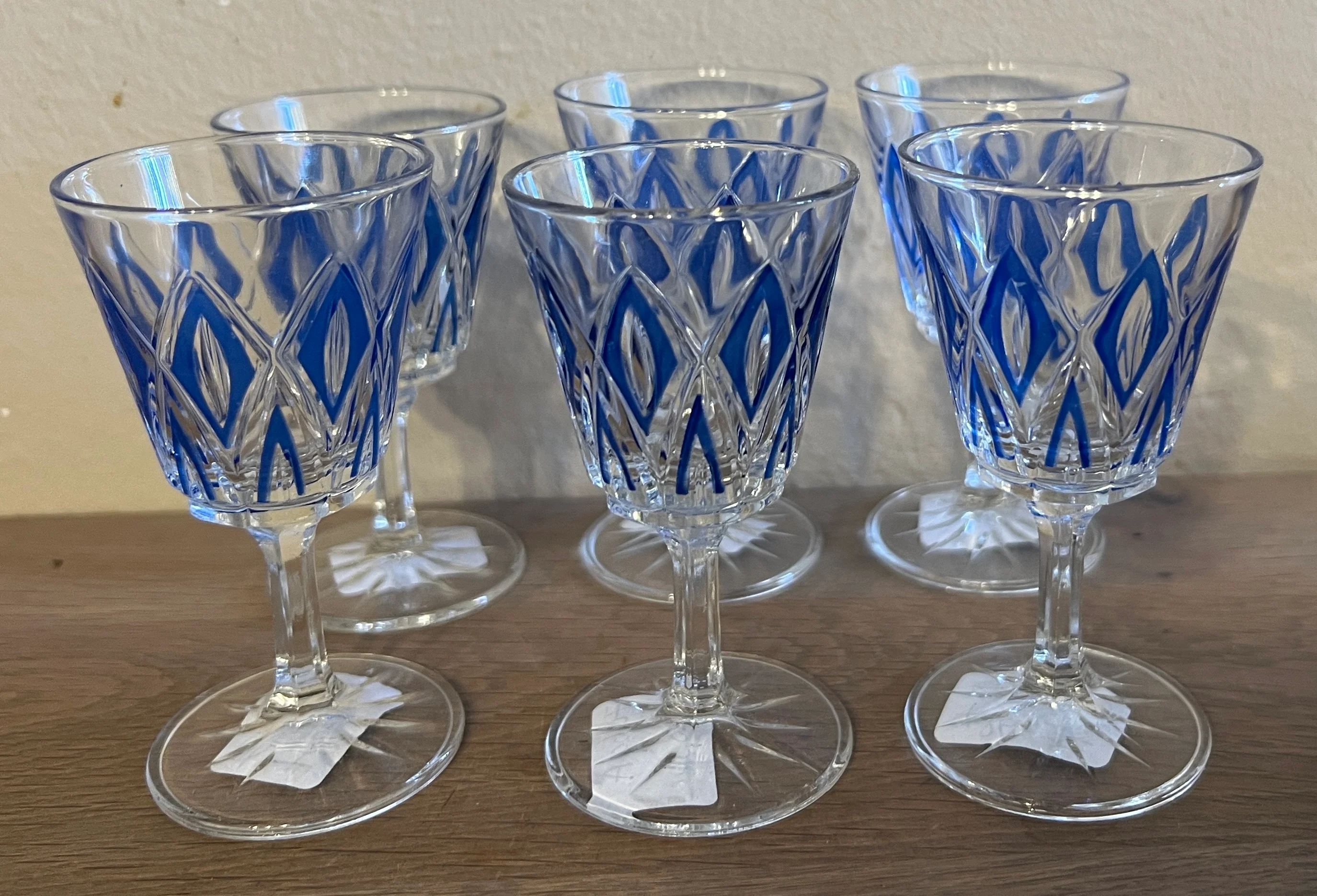Likeurglas / Shotglas op voet – VMC Reims (Verreries Mècaniques Champenoises) – Harlequin in blauw