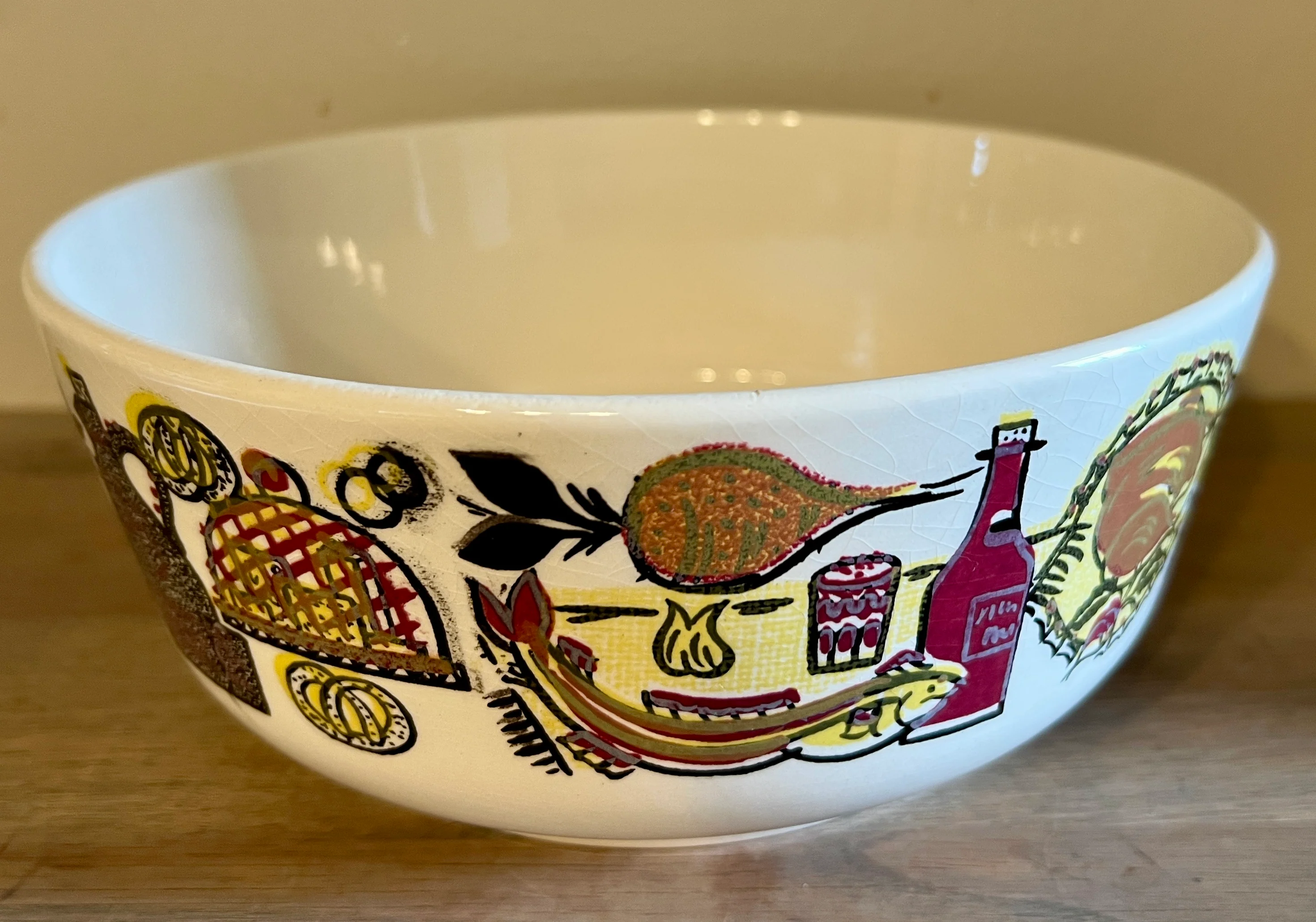 Nestschaal – ongemerkt – 1960-1970s – groter model – decoratie van fruit en etenswaren in bruin en geel
