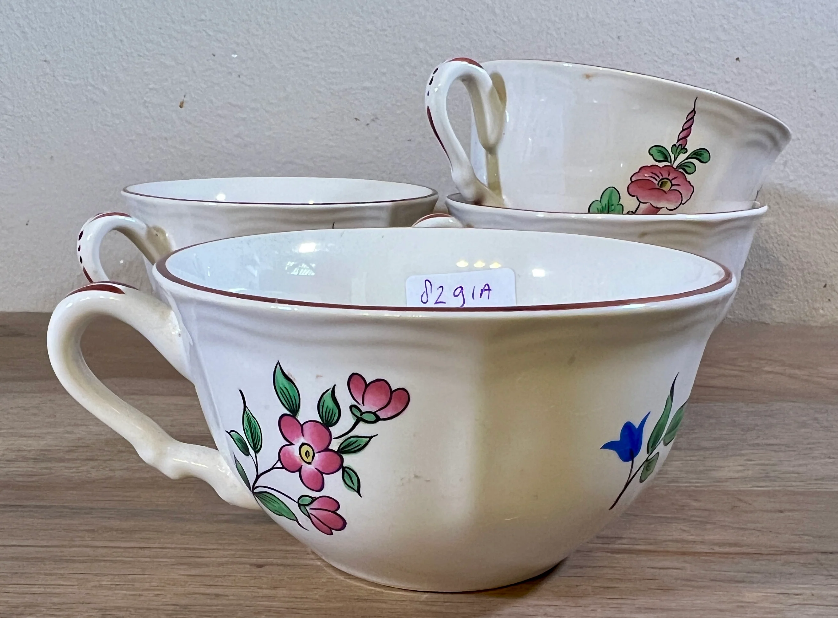 Kop (zonder schotel) – K&G Luneville – décor OLD STRASBOURG – REVERBÈRE met bloemen in verschillende kleuren