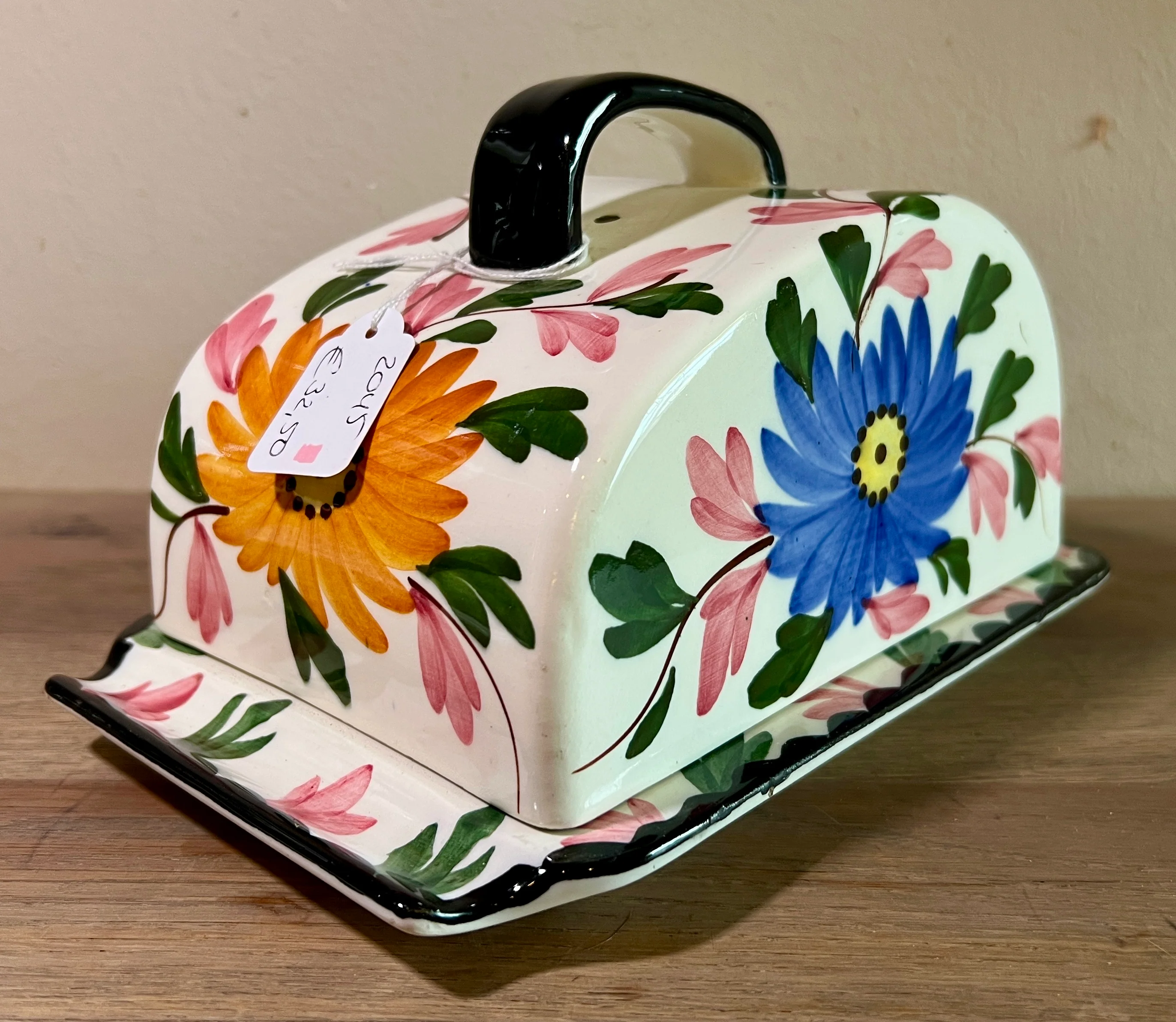 Kaasstolp / Käseglocke / Käsehaube – Schramberg – décor BALKAN met gekleurde bloemen