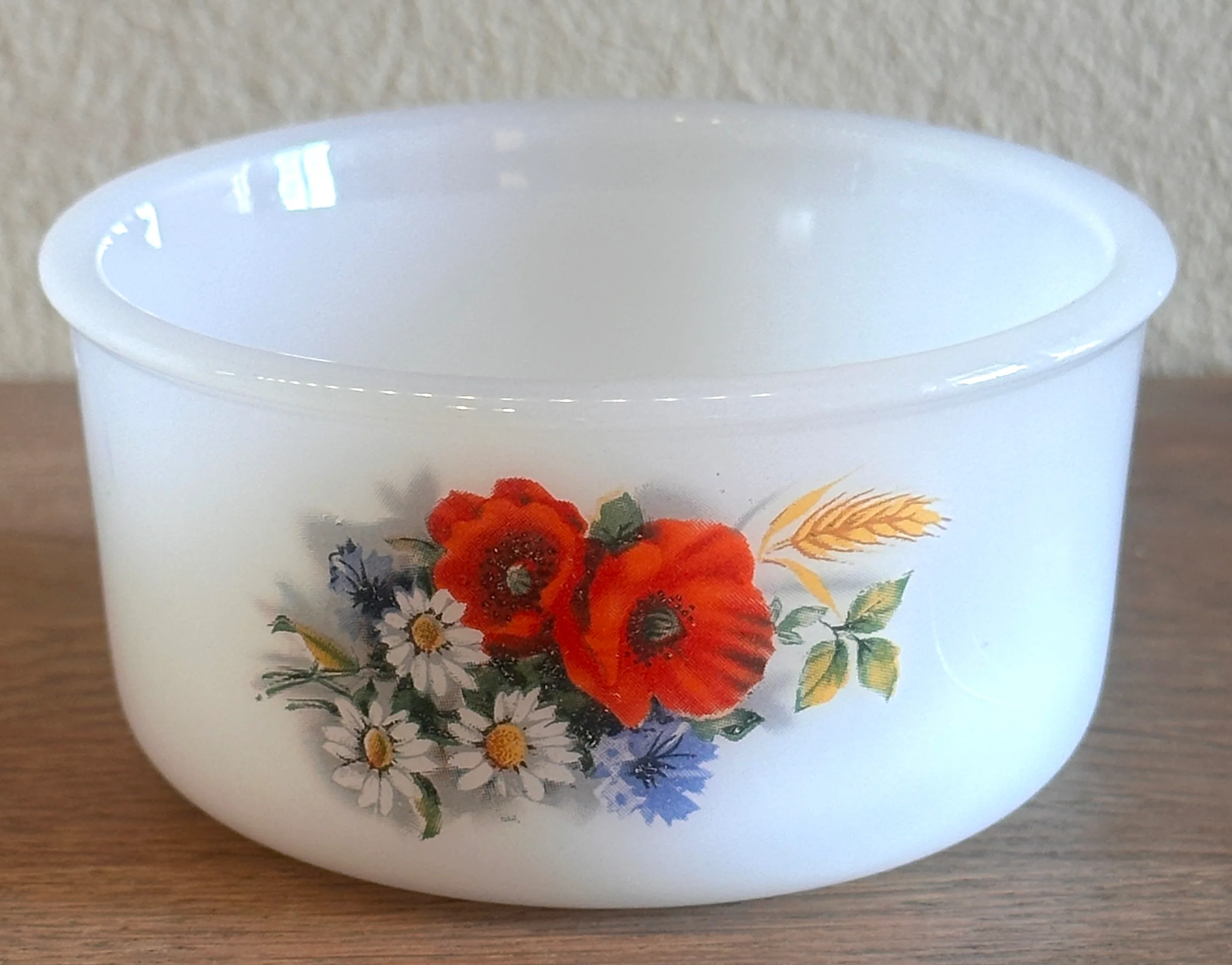 Ramequin / Ovenschaaltje – Arcopal – decor met rode, witte en blauwe bloemen