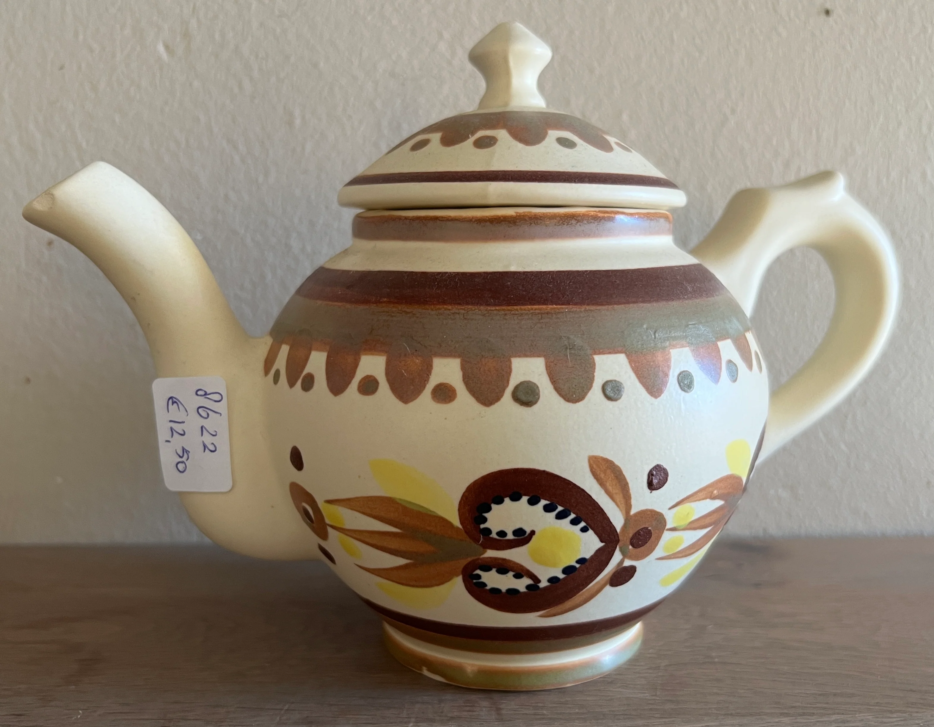Koffiepot – klein model – Quimper – decor D307 met een landelijk decor in bruintinten