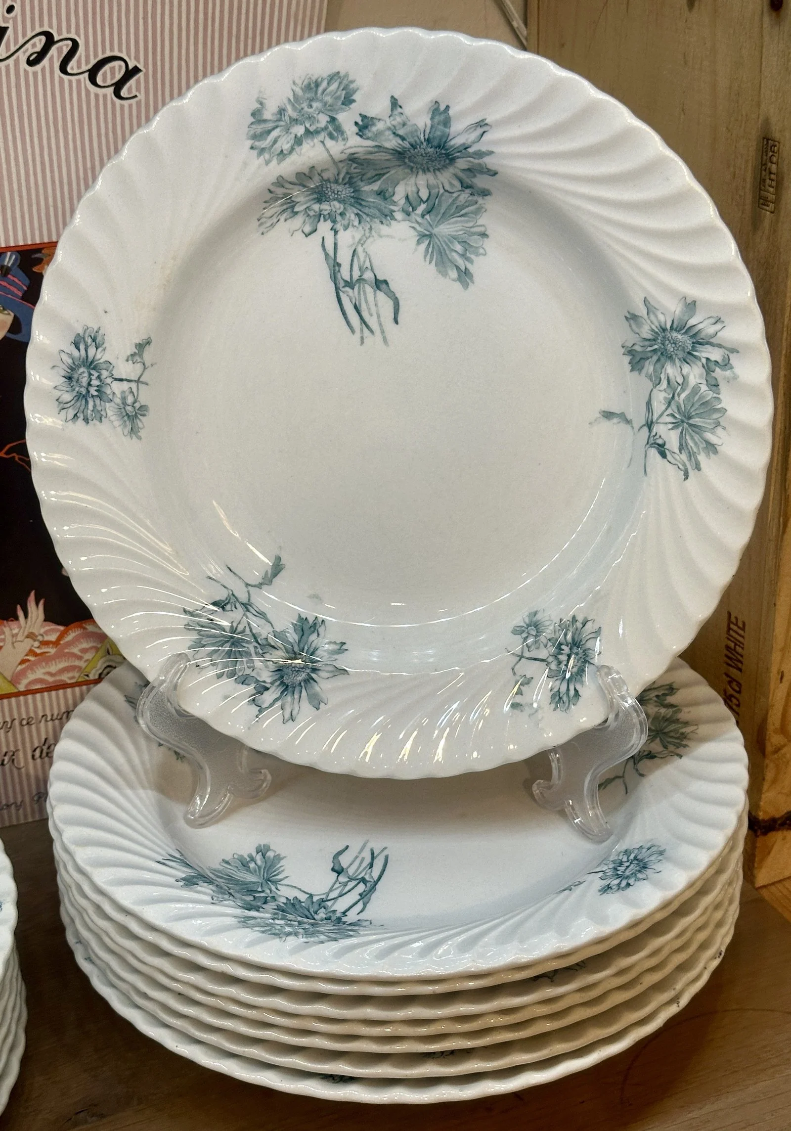 Diep bord / Soepbord / Pastabord – Petrus Regout – décor PINKSTERBLOEM in petrol