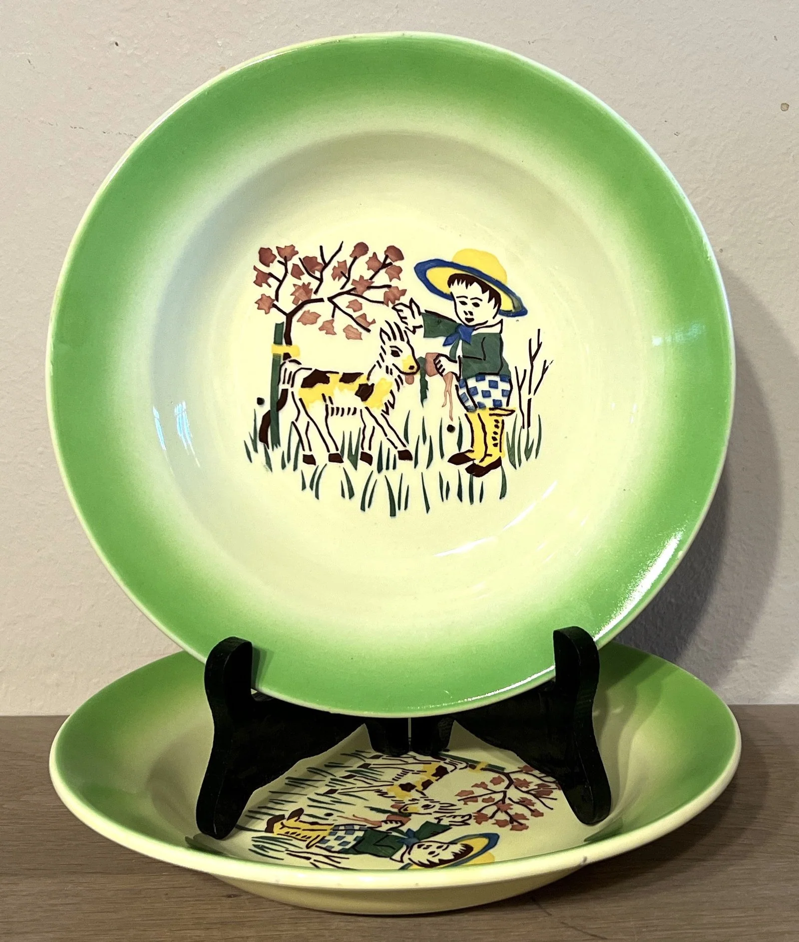 Diep bordje / Soepbordje / Pastabordje – kinderservies – Schramberg (SMF) – décor met van licht naar donkerder lopend groen