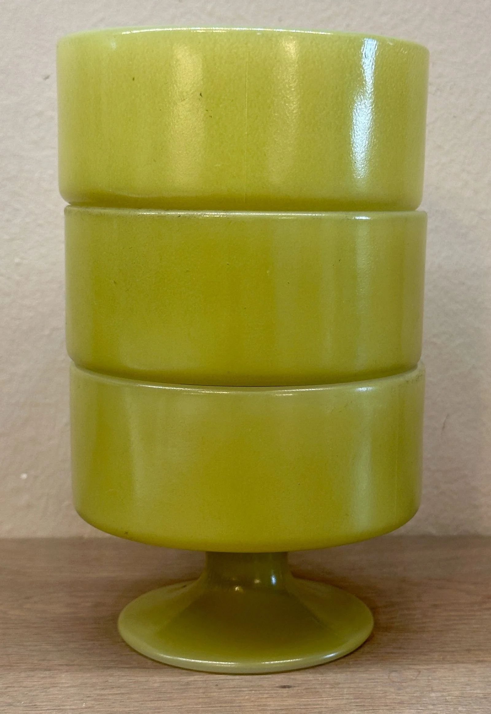 Desserschaaltje / Sorbetschaaltje – op voet – Federal Glass – Heat Proof U.S.A – uitgevoerd in groene kleur