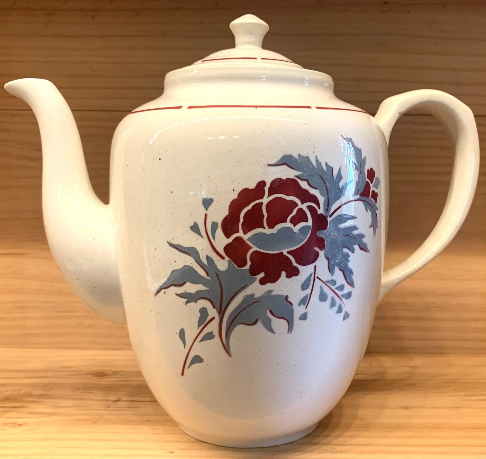 Koffiekan / Koffiepot – Nimy – spuitdecor van grijsblauwe/bordeauxrode bloemen