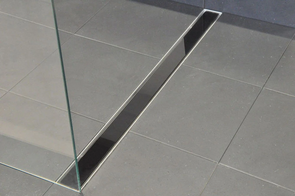 Glasrooster voor douchegoot 60 x 7 cm glanzend zwart