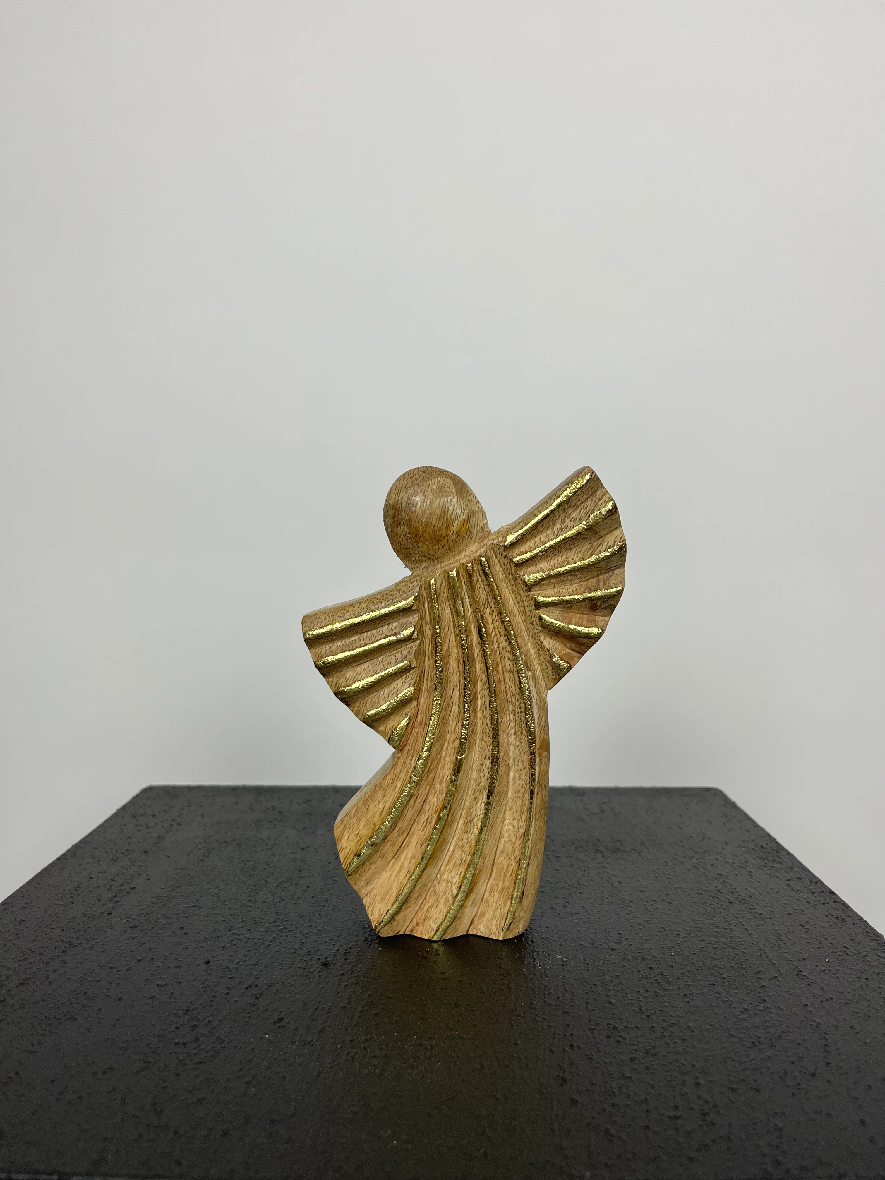 Houten engel M