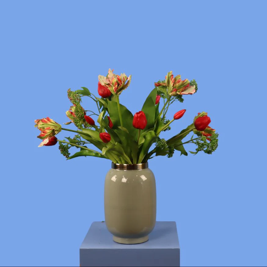 L – Laika | Light & Living vaas met kunstbloemen | Large