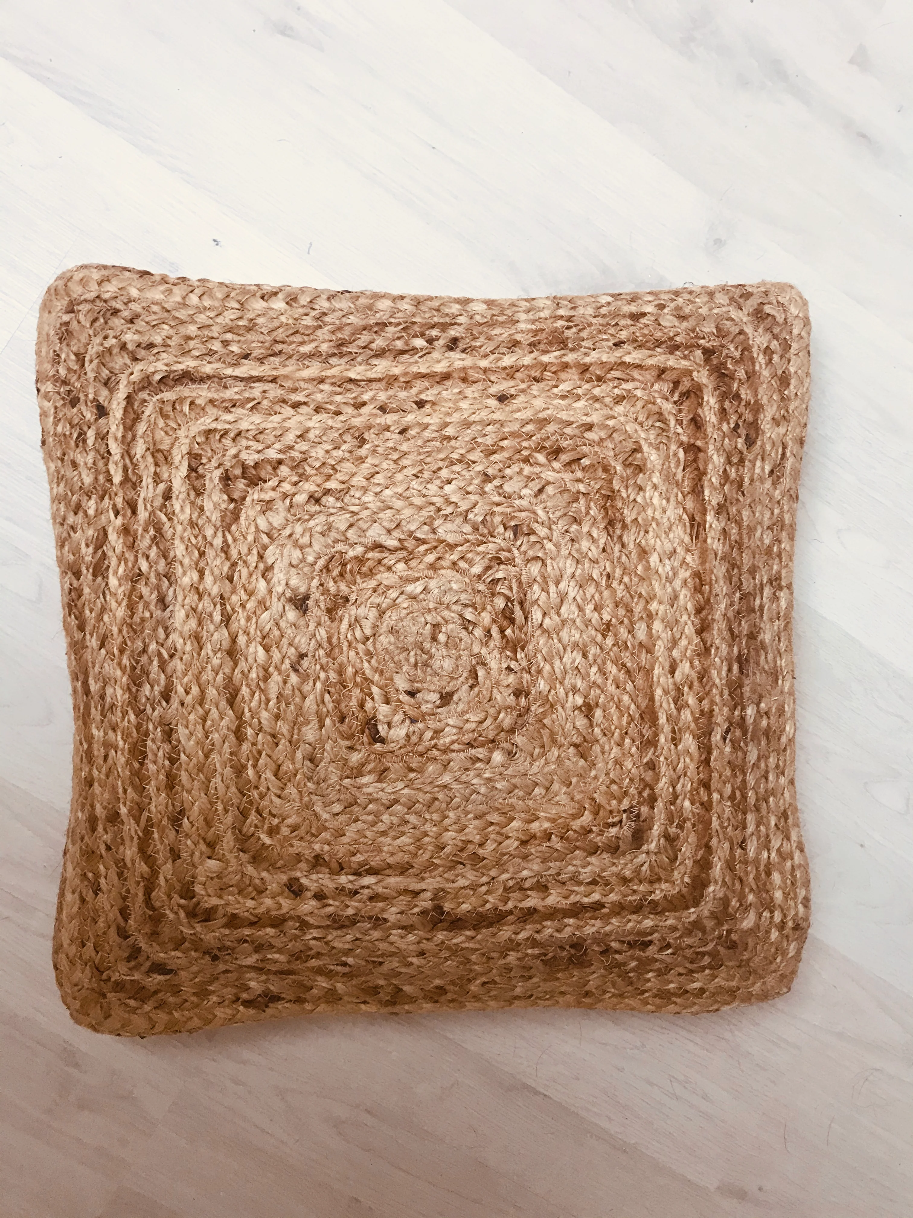 Jutte kussen 45 x 45 cm