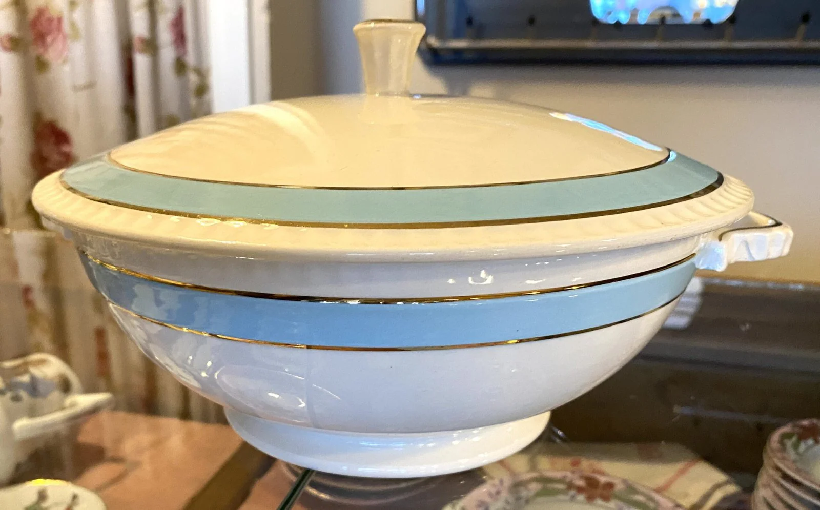 Terrine / groenteterrine – Boch – décor 5232 (Bleu) – model DURBUY Terrine / groenteterrine – Boch – décor 5232 (Bleu) – model DURBUY
