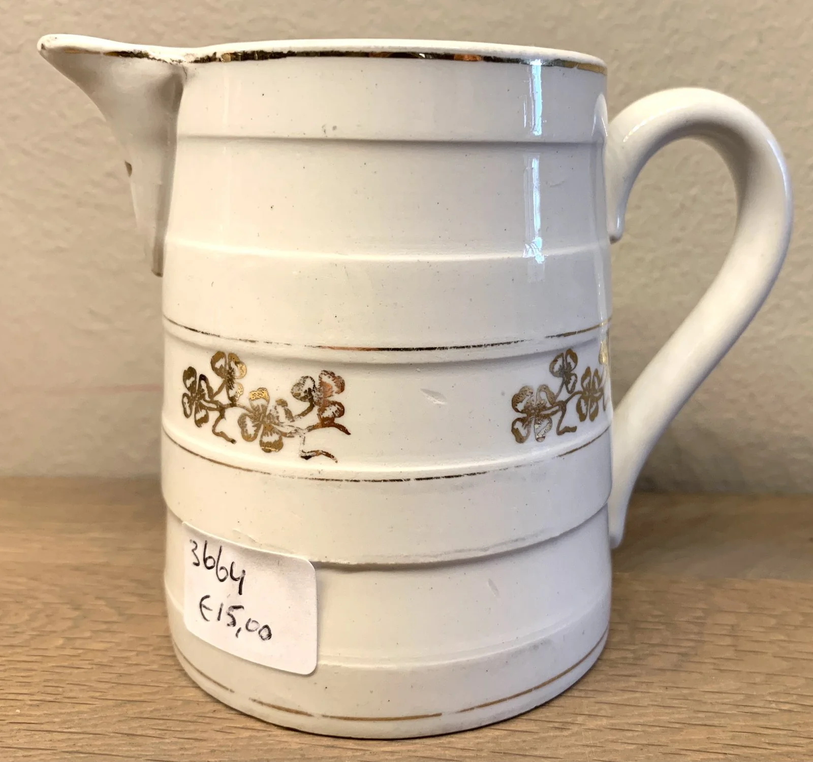 Bandenkannetje – Nimy – décor van goudkleurige bloemetjes