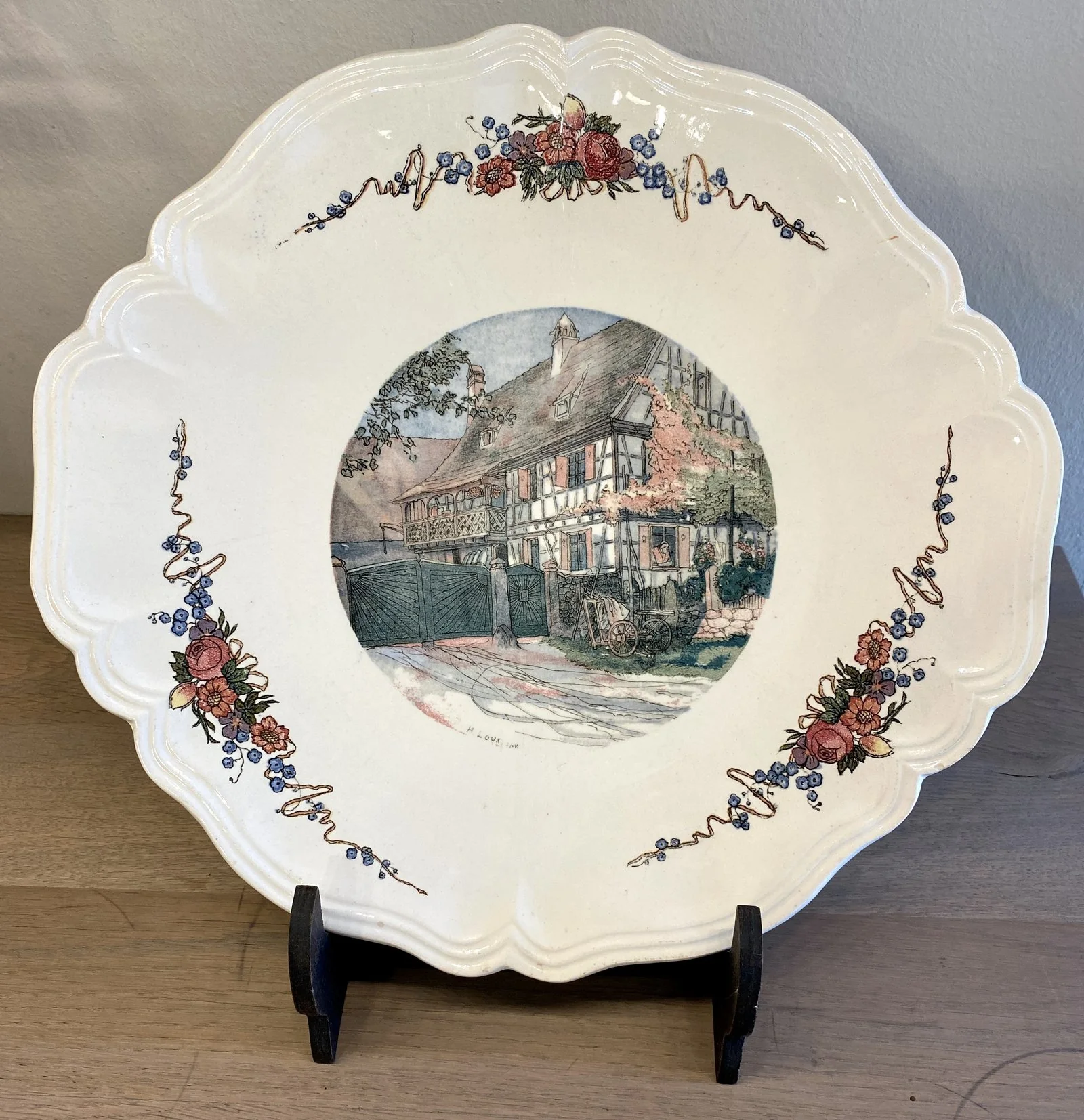 Taartschotel / gebakschotel / vlaaischotel – geschulpte rand – Sarreguemines – decor OBERNAI