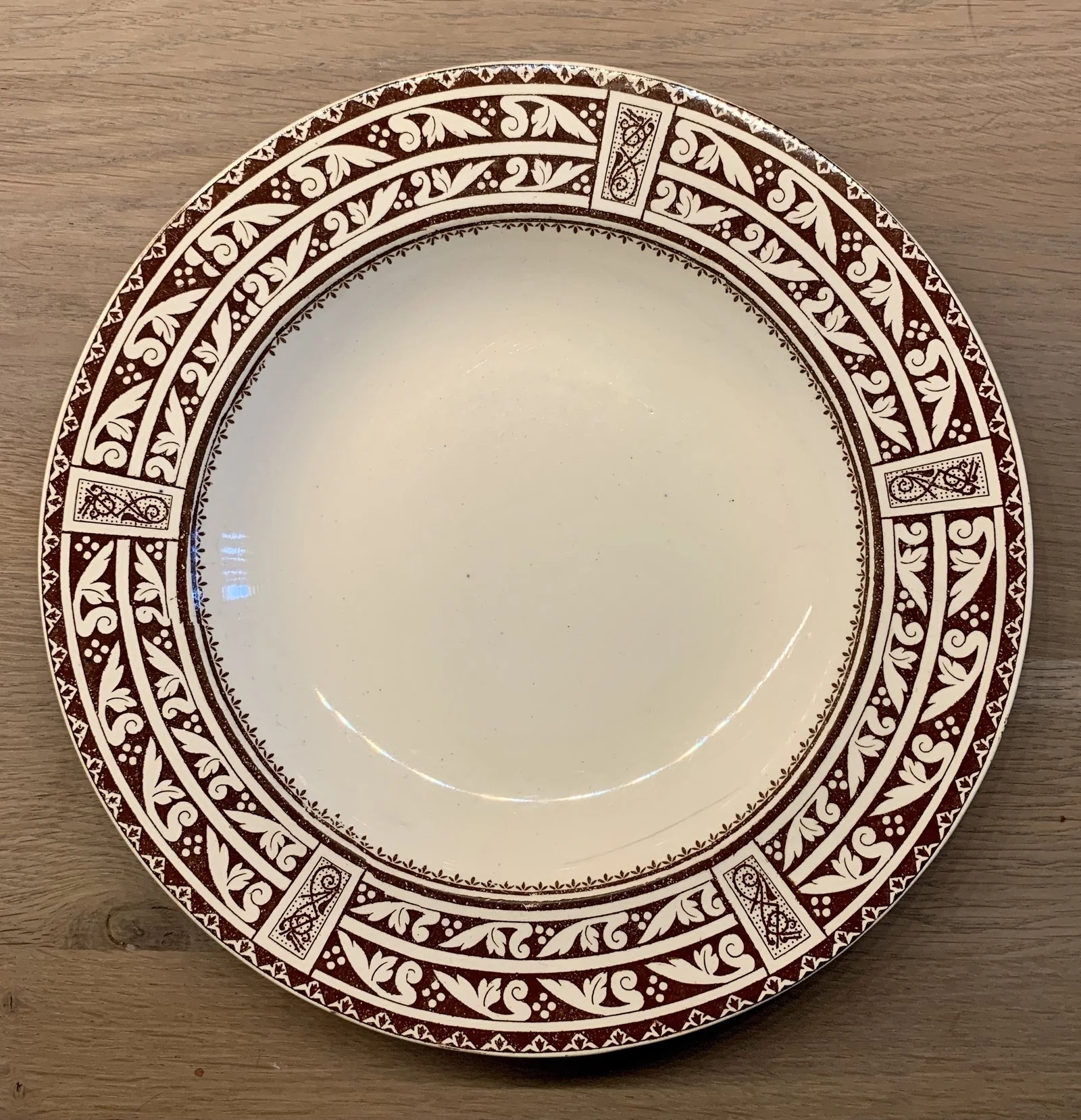 Diep bord – BWM & Co – Brown Westhead Moore & Co – decor CHISLEHURST Diep bord – BWM & Co – Brown Westhead Moore & Co – decor CHISLEHURST