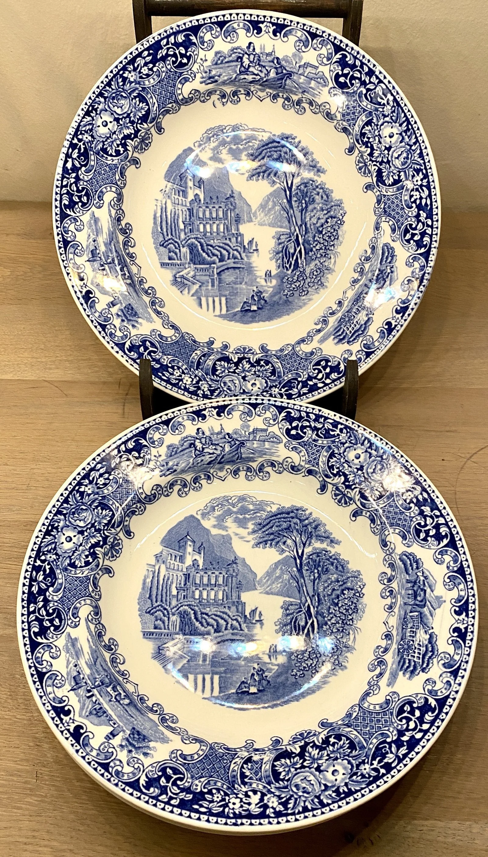 Diep bord / soepbord / assiette creuse / soup plate / Suppenteller – Petrus Regout – décor CASTILLO blauw