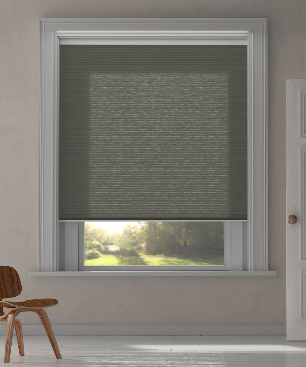 Duette® shades antraciet lichtdoorlatend – ingespannen TruFit® model