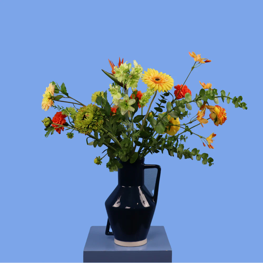 L – Jacob | Return to Sender vaas met kunstbloemen | Large