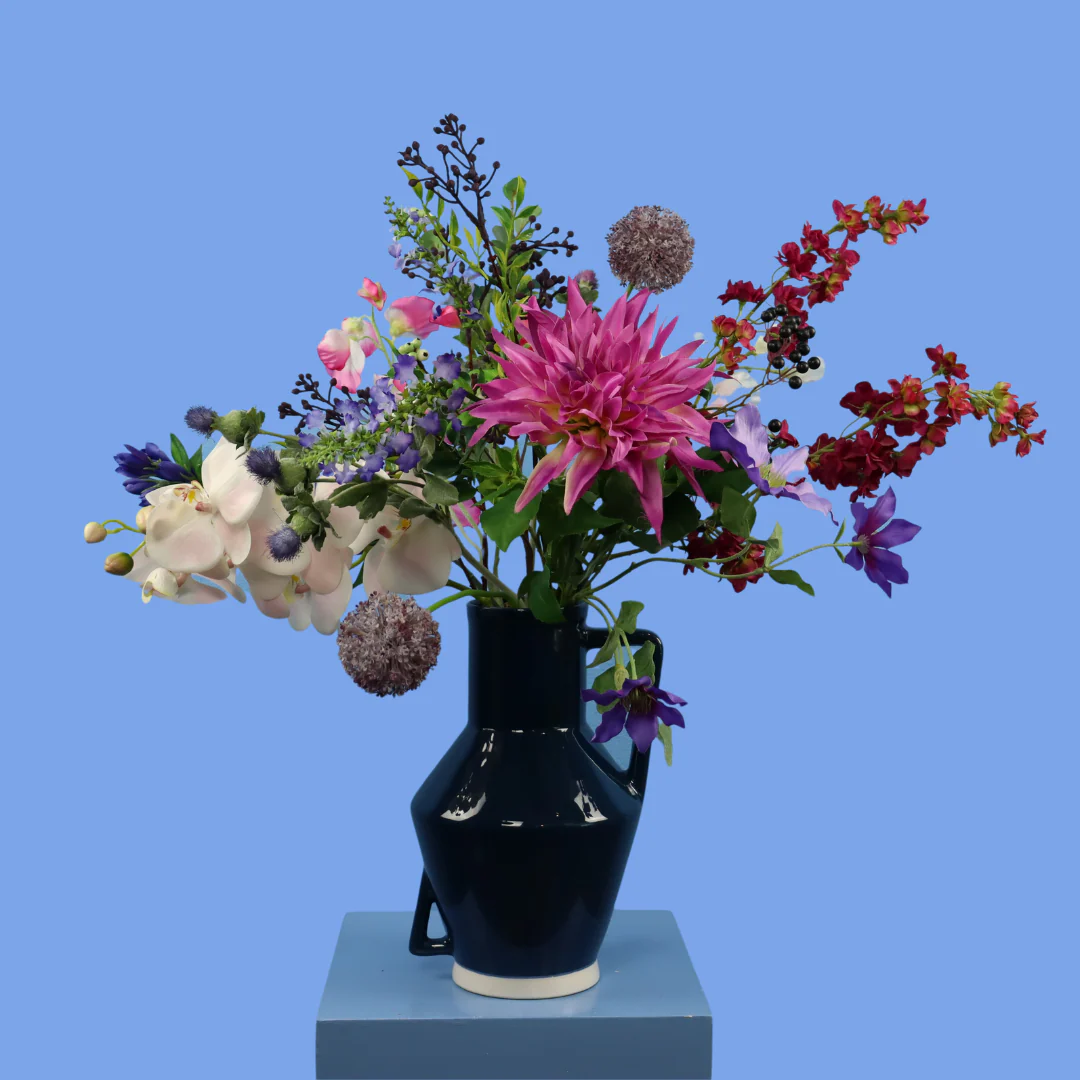L – Marisse | Return to Sender vaas met kunstbloemen | Large