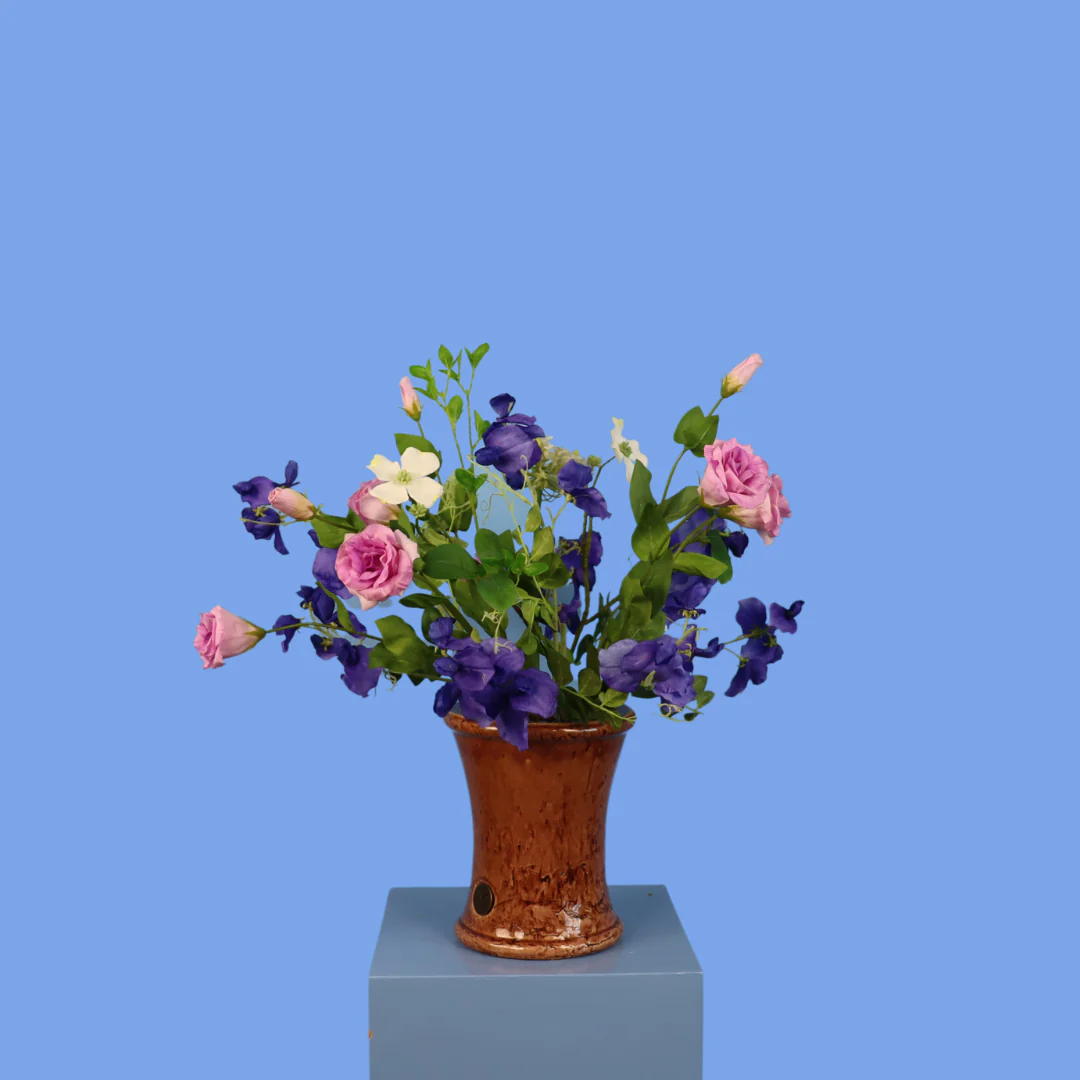 L – Mirelle | Pre-loved vaas met kunstbloemen | Large L – Mirelle | Pre-loved vaas met kunstbloemen | Large