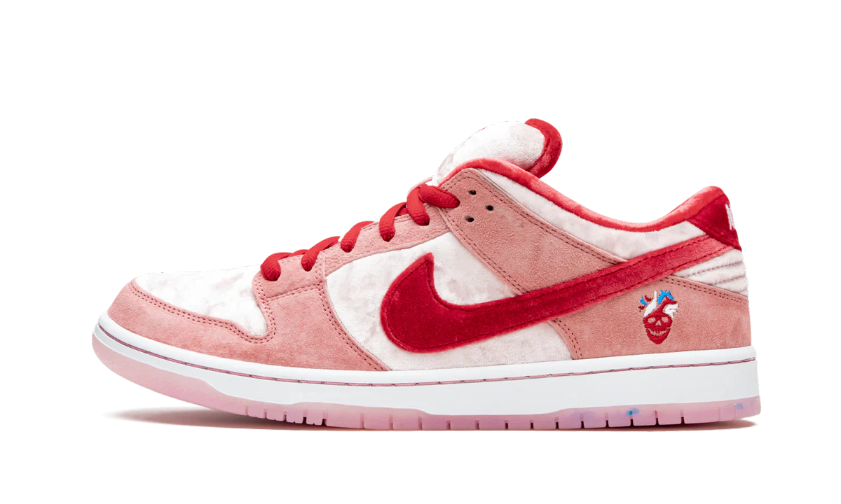 Nike SB Dunk Low Strangelove Skateboards (Special Box) Nike SB Dunk Low Strangelove Skateboards (Special Box)