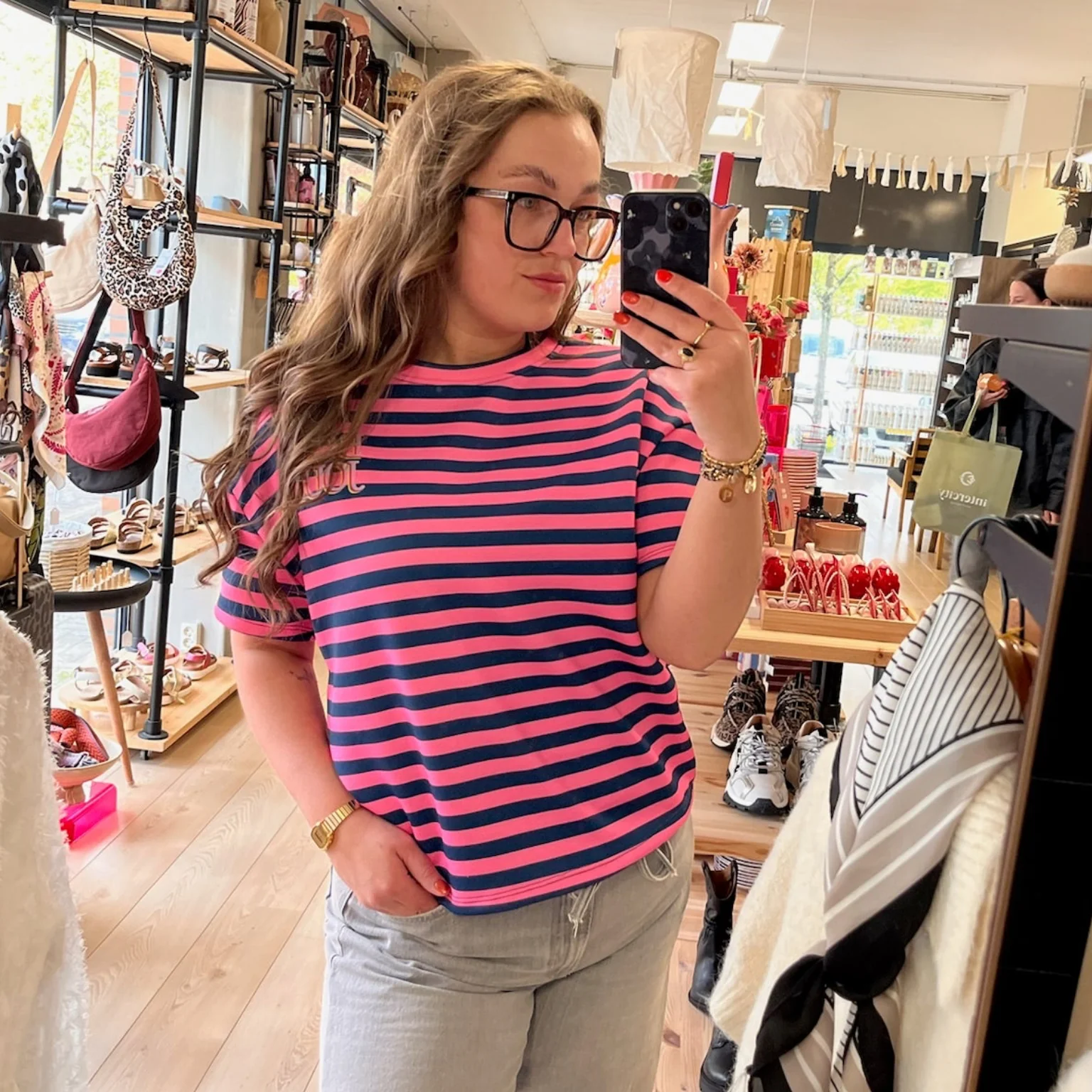 Noor Stripe shirt Navy pink Noor Stripe shirt Navy pink