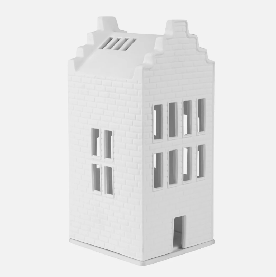 Räder Large light house Brick house