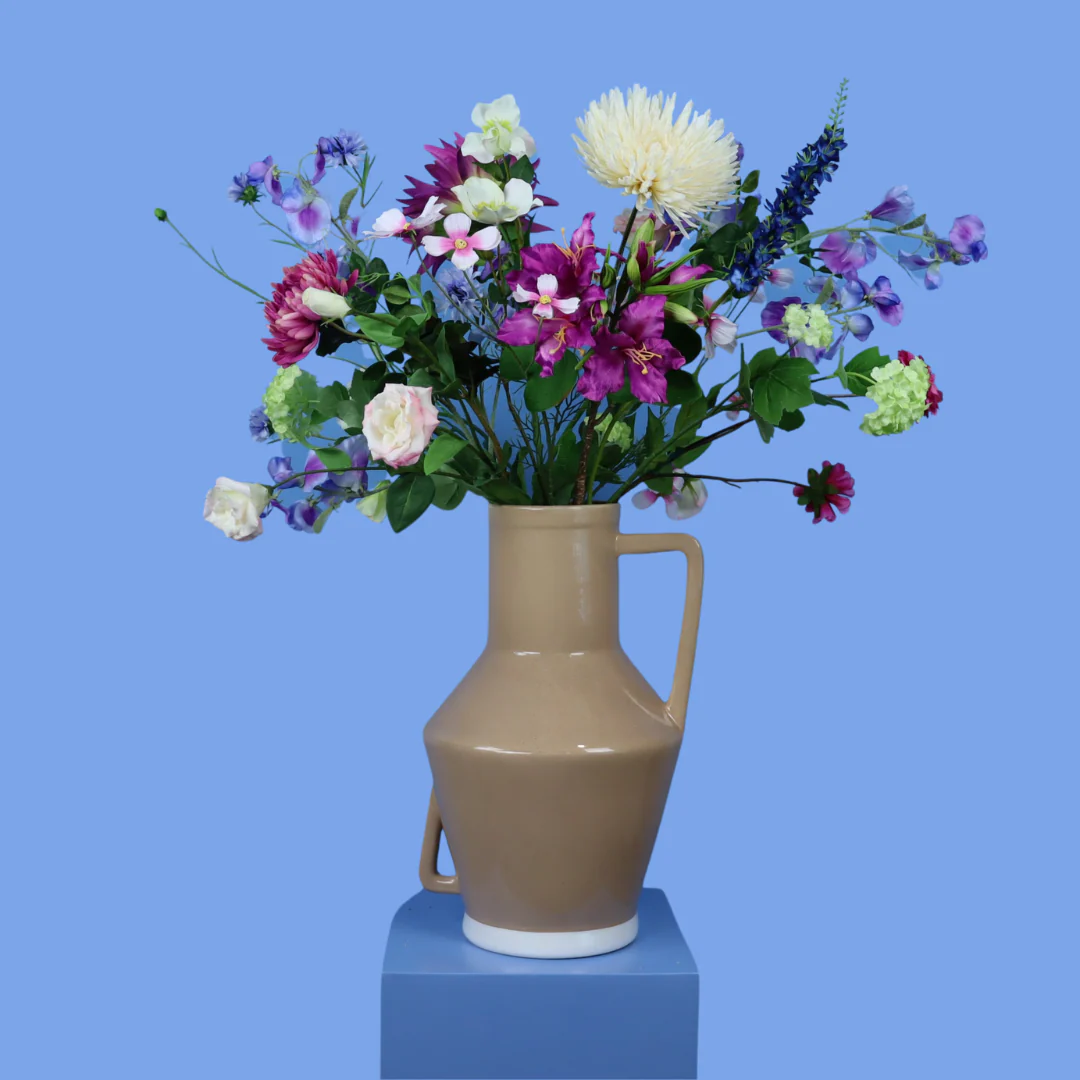 XL – Solange | Return to Sender vaas met kunstbloemen | XL XL – Solange | Return to Sender vaas met kunstbloemen | XL
