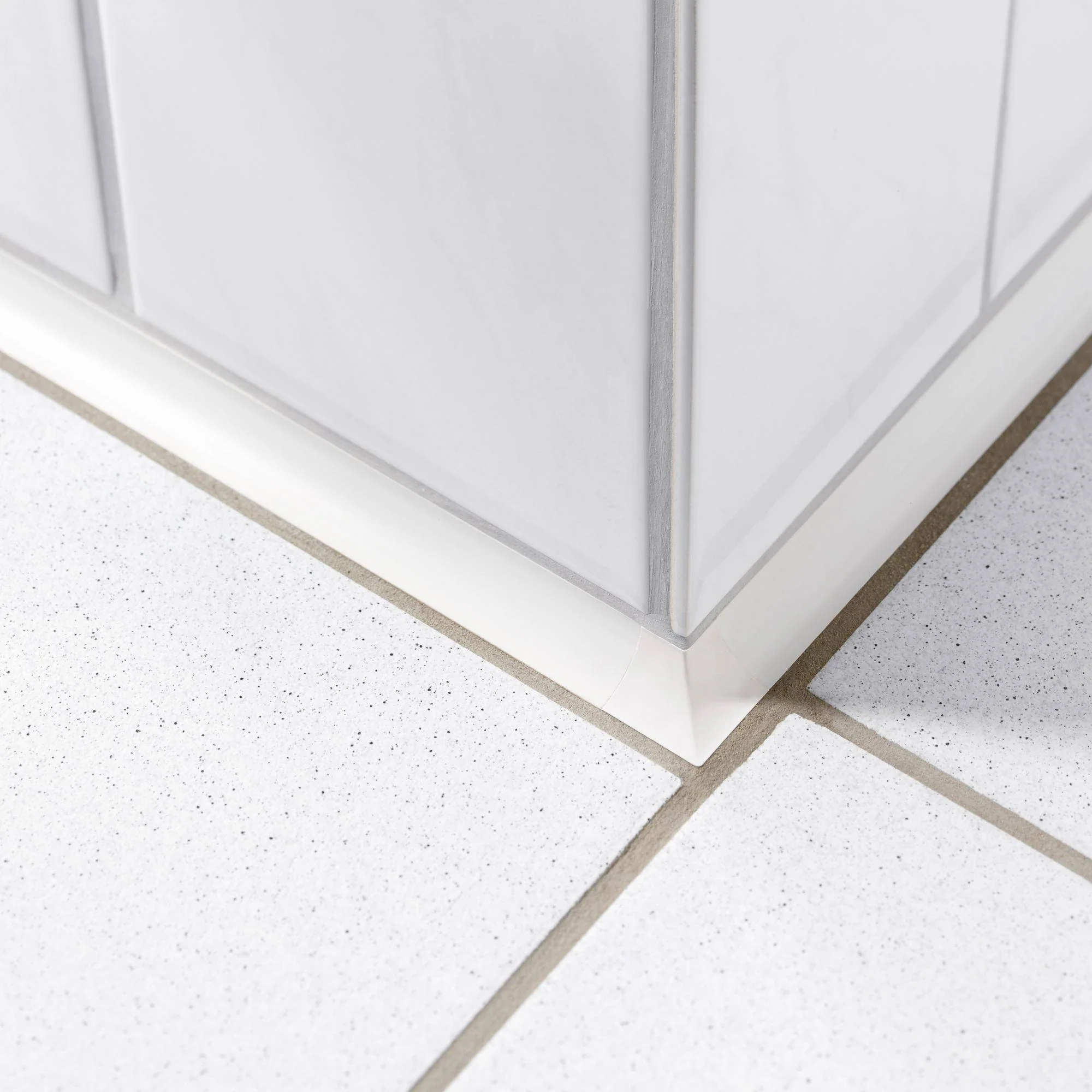 DURAL buitenhoek DURACOVE DB PVC wit 7mm DURAL buitenhoek DURACOVE DB PVC wit 7mm