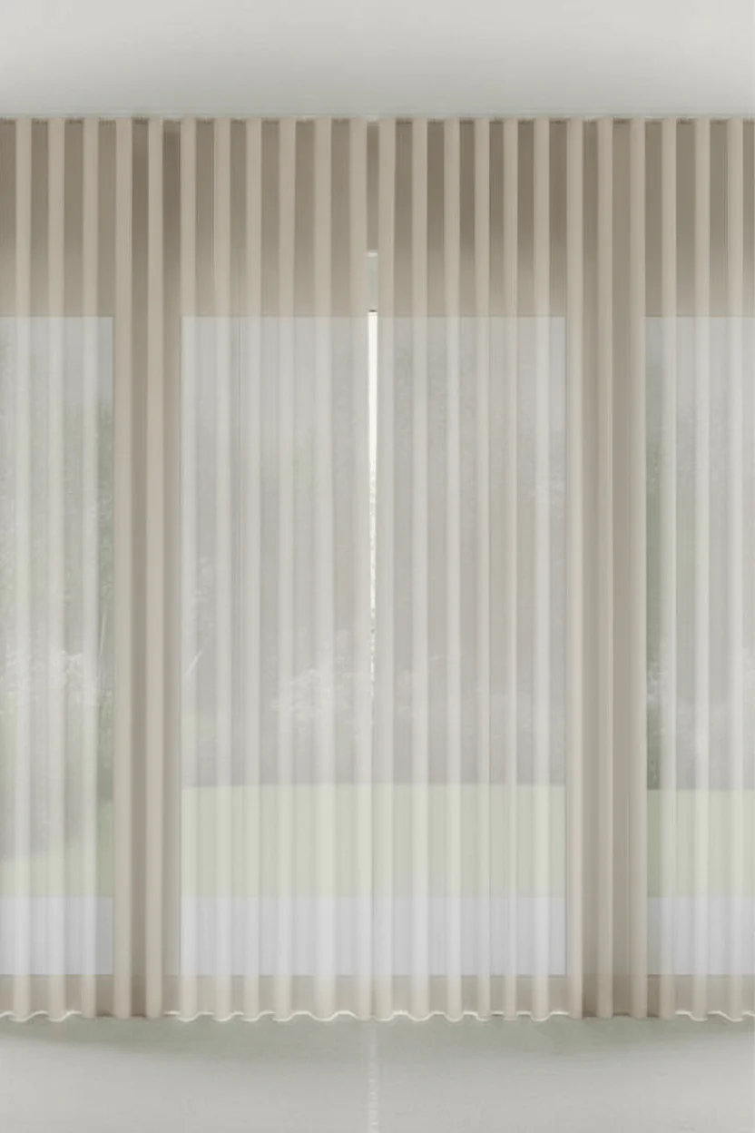 Inbetween – Cas Abou – Tamarliving