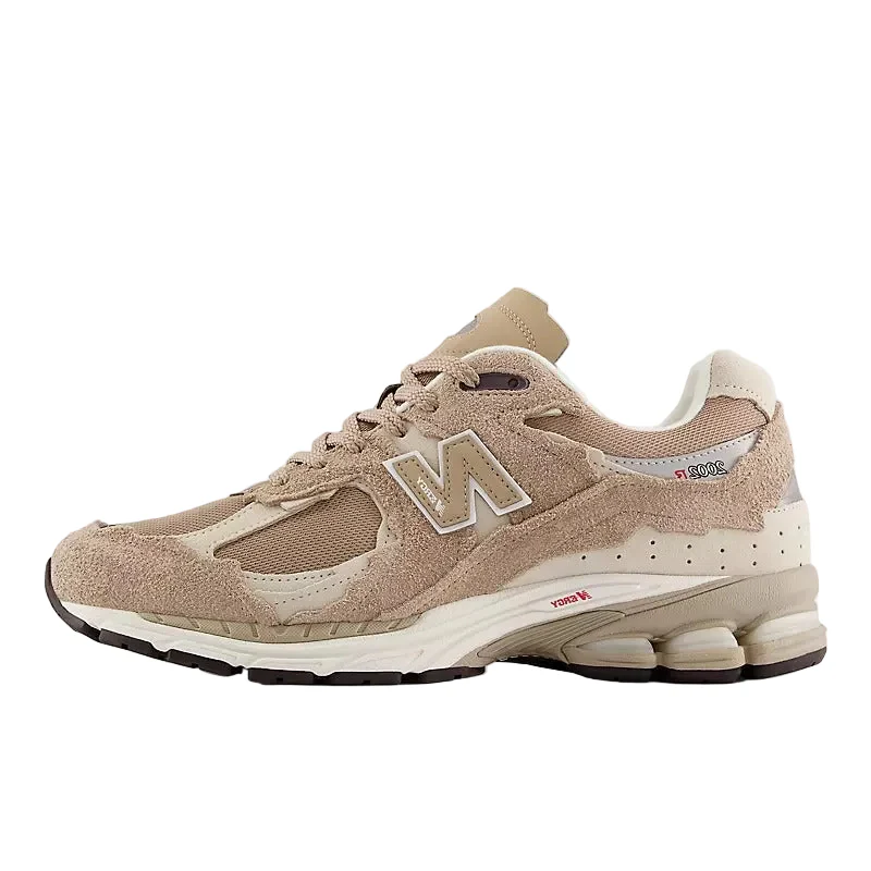 New Balance 2002R Protection Pack Driftwood New Balance 2002R Protection Pack Driftwood
