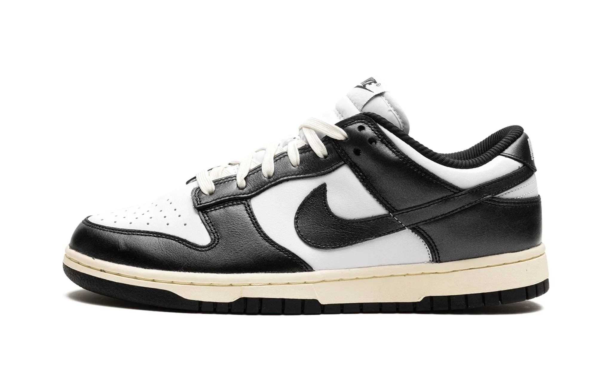Nike Dunk Low Vintage Panda Nike Dunk Low Vintage Panda